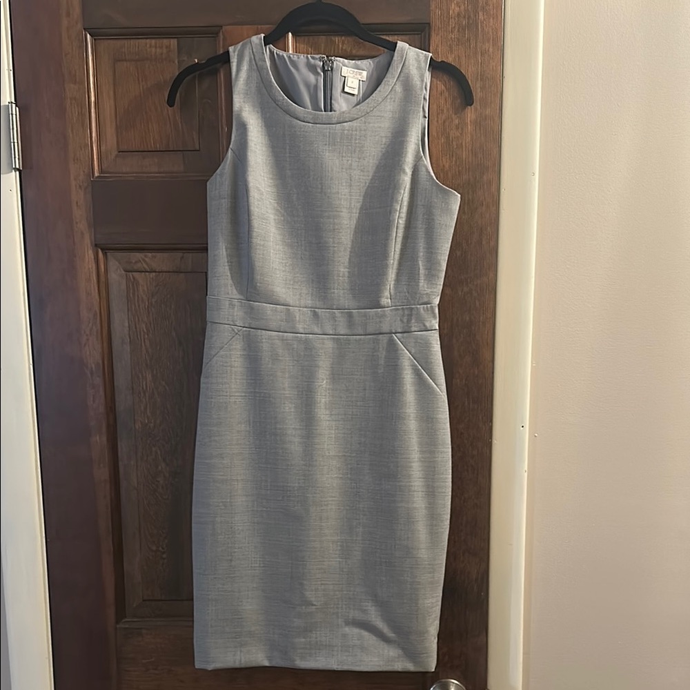 Elegant Sleeveless Dress